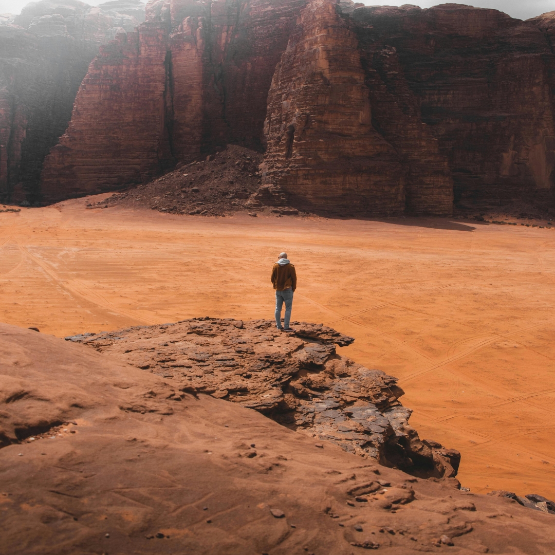 does social media help seo