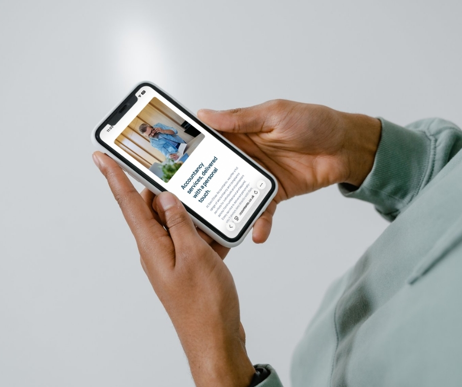 accountant website design on mobile